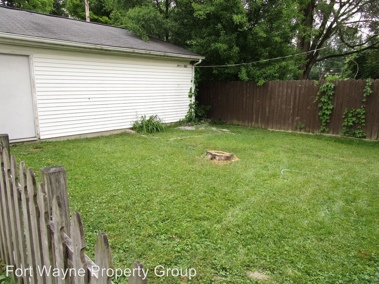 3730 Parkhill Ave - Photo 3 of 13