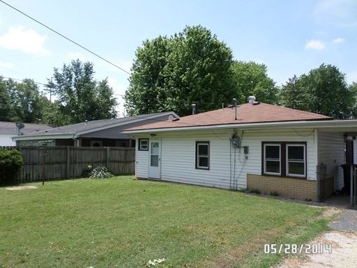 624 Minnie Ave - Photo 3 of 11