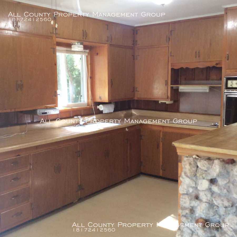 11655 Randle Ln - Photo 3 of 15