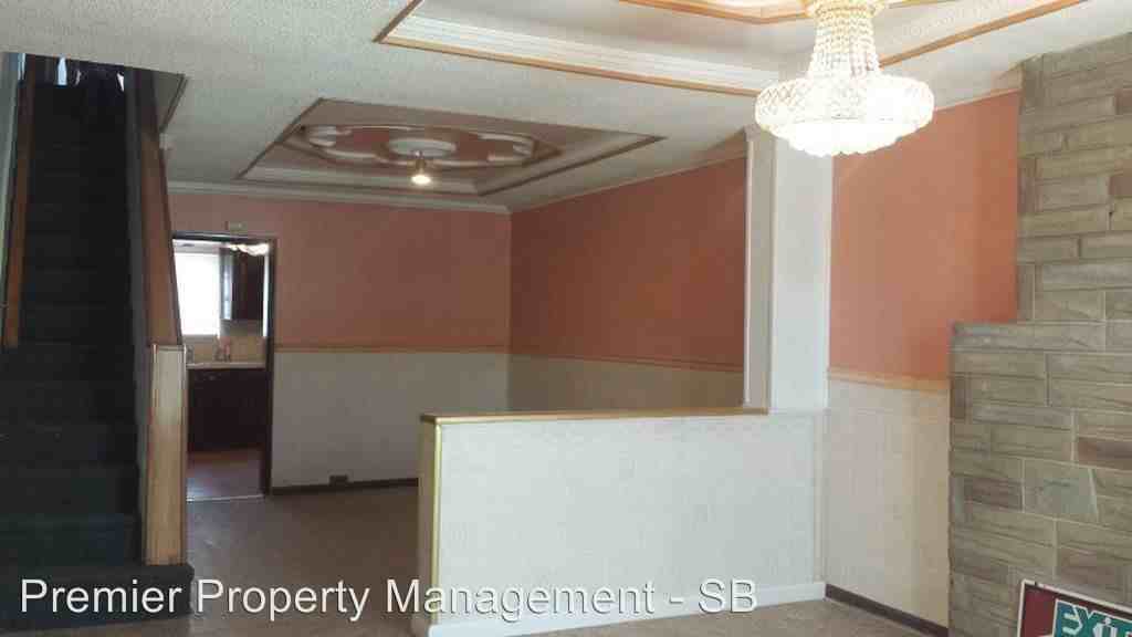1718 Wilkens Ave - Photo 2 of 10