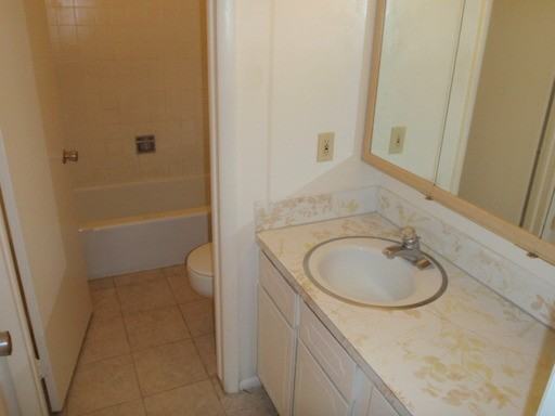 4827 S 450 W - Photo 2 of 7