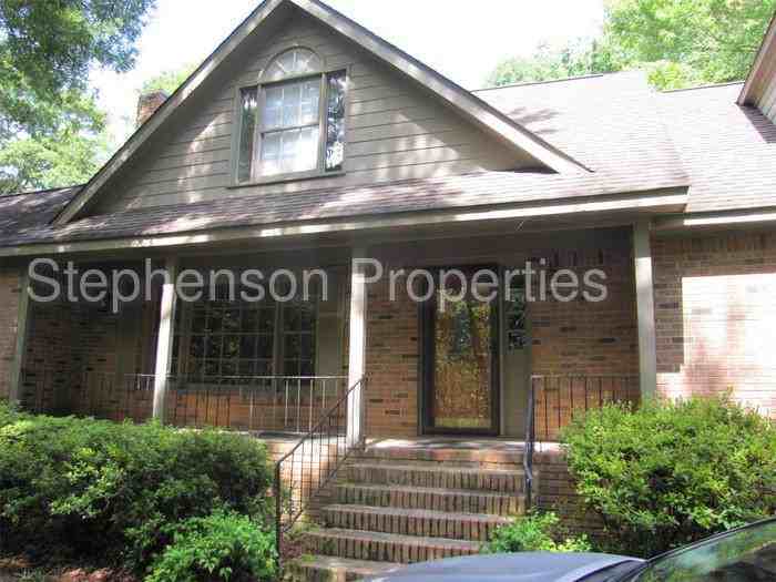 136 Lacaya Rd - Photo 2 of 27