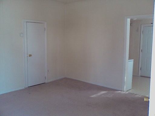 105 W Mt Vernon St - Photo 2 of 6