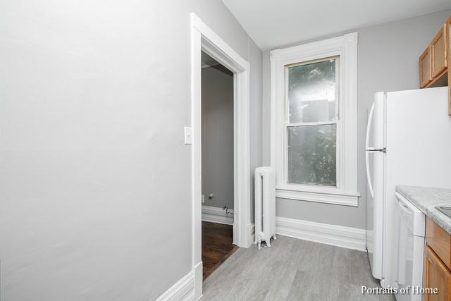 321 Dewey St #2 - Photo 3 of 10