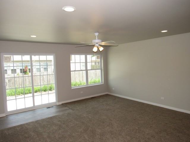 942 W Bergera Rd - Photo 3 of 16