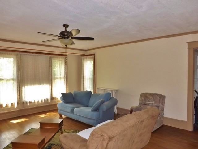 121 W Jefferson St #0 - Photo 2 of 24