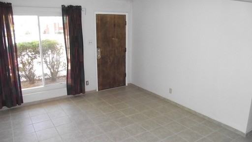 5716 Hemmingway Dr - Photo 2 of 15