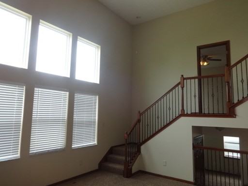 987 Margate Cir W - Photo 3 of 18