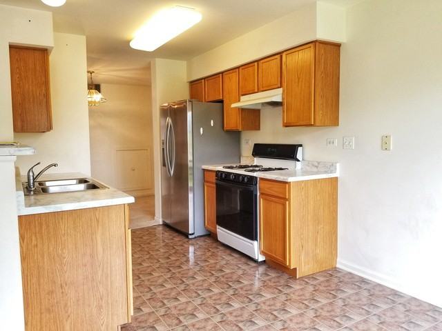 21 Ronan Ct #21 - Photo 2 of 12