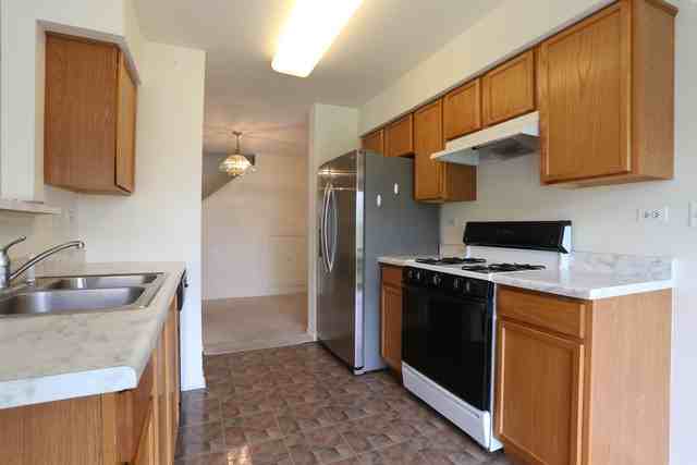 21 Ronan Ct #21 - Photo 3 of 12