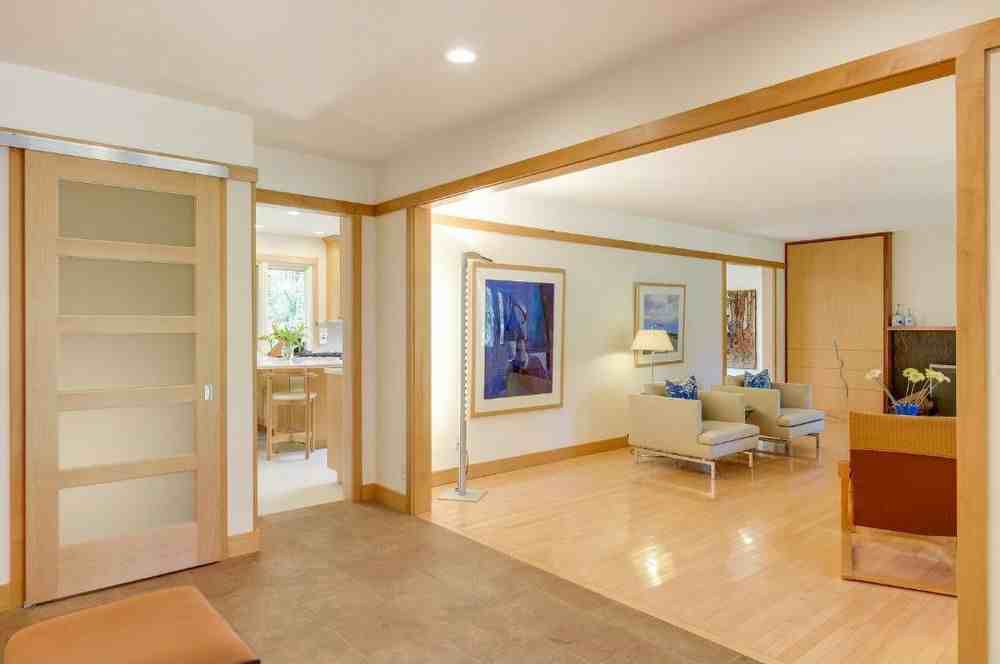 2202 Parklands Rd - Photo 2 of 11