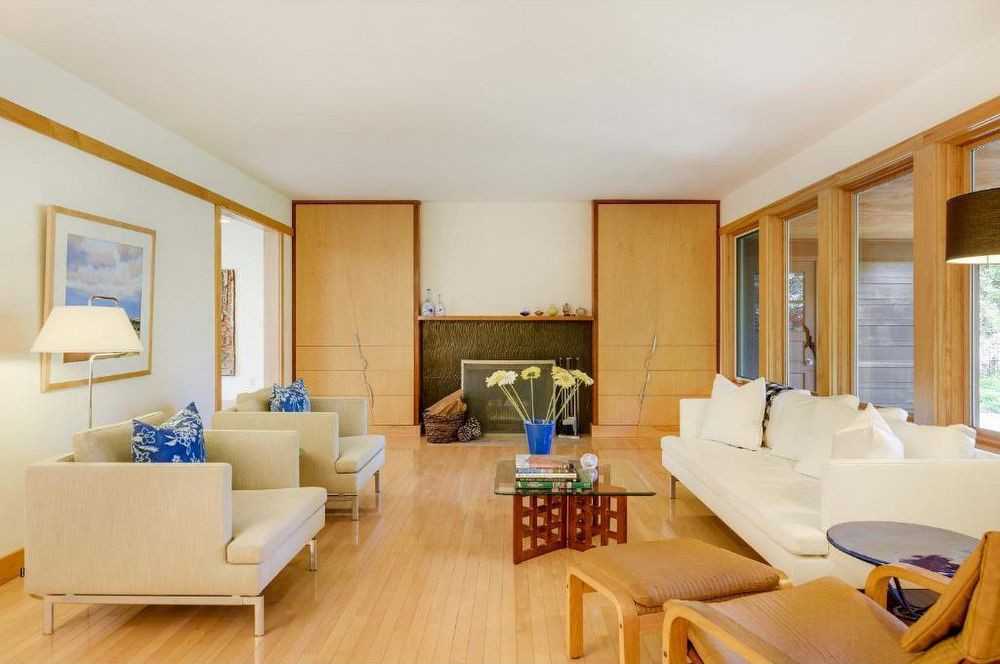 2202 Parklands Rd - Photo 3 of 11