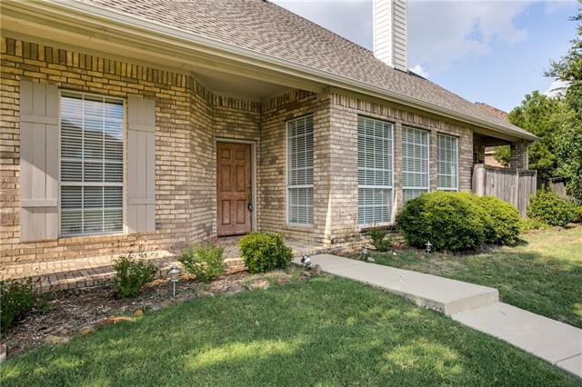 1617 Nicklaus Ct - Photo 3 of 25