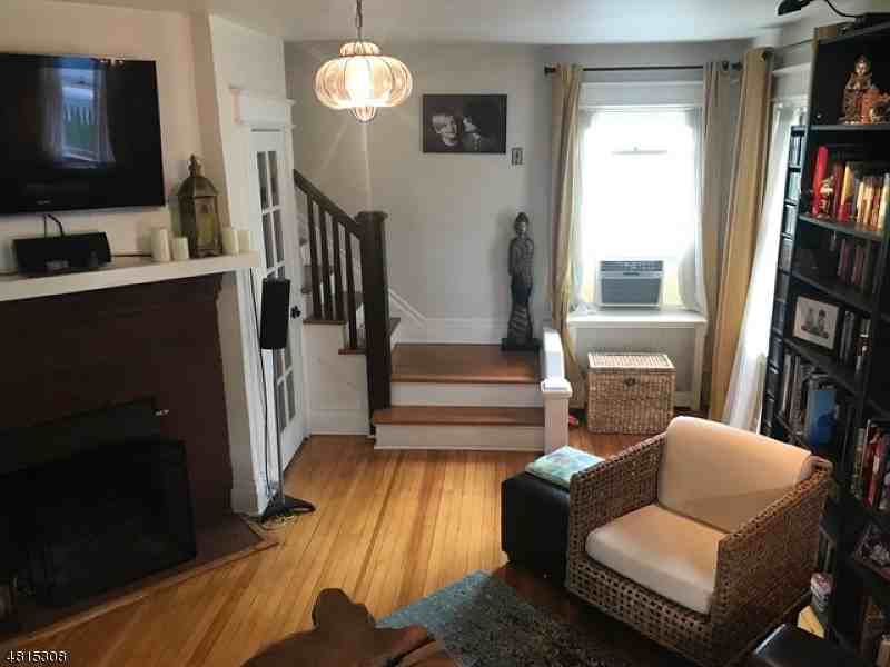 10 Laurel Hill Rd - Photo 3 of 16