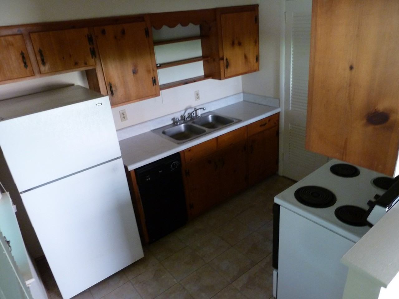 209 Valley Road #205A - Photo 3 of 8