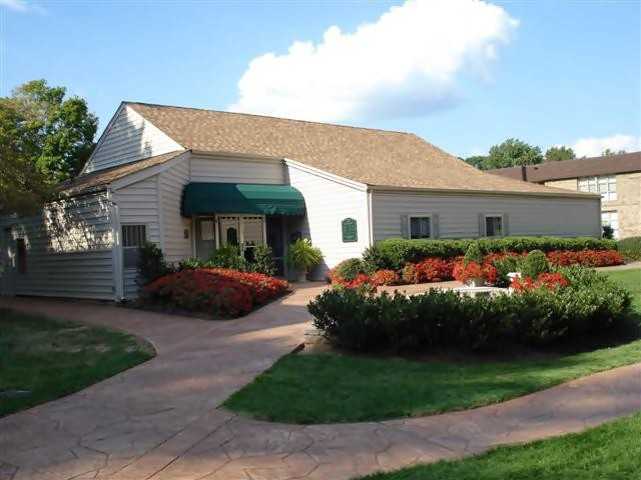 Top of the Hill Apartments - Photo 6 of 30