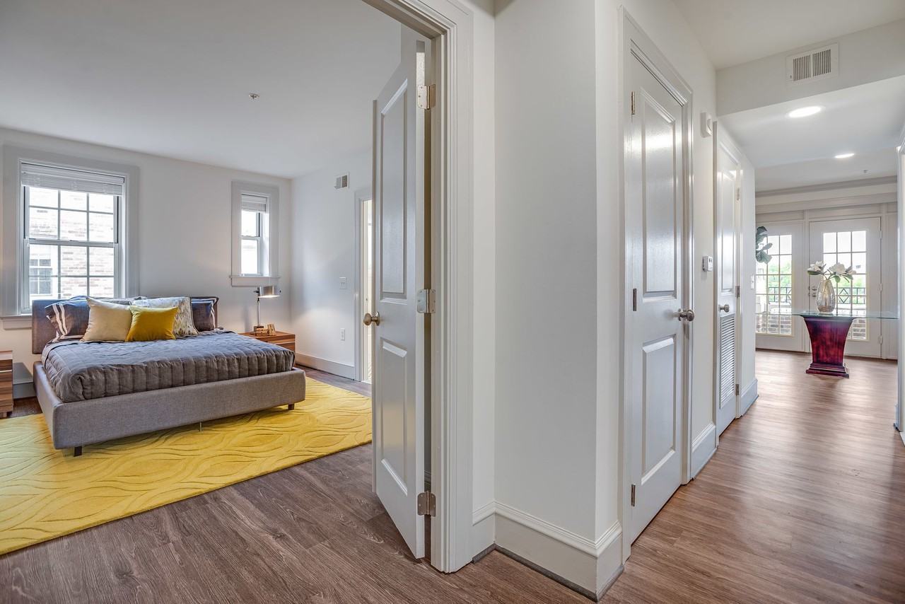 Camden Roosevelt - Photo 7 of 50