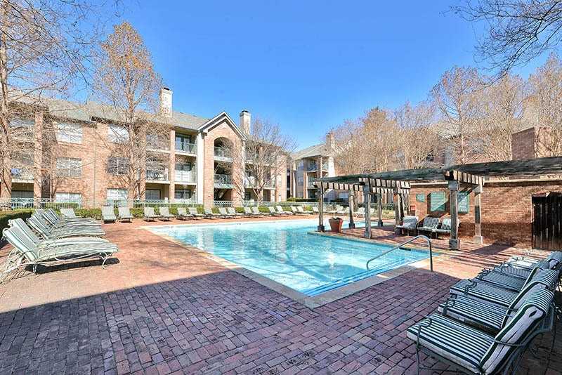 Oaks Hackberry Creek Apartments 6901 State Highway 161, Irving, TX