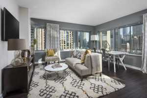 featured image of 121 W Chestnut St