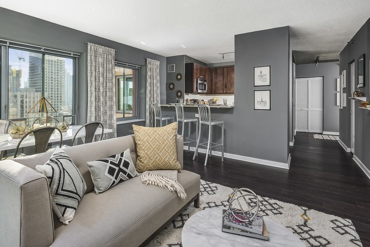 Chestnut Tower - Photo 6 of 12