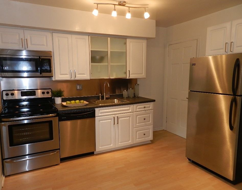 Korman Residential At Pinegrove Townhomes - Photo 2 of 7