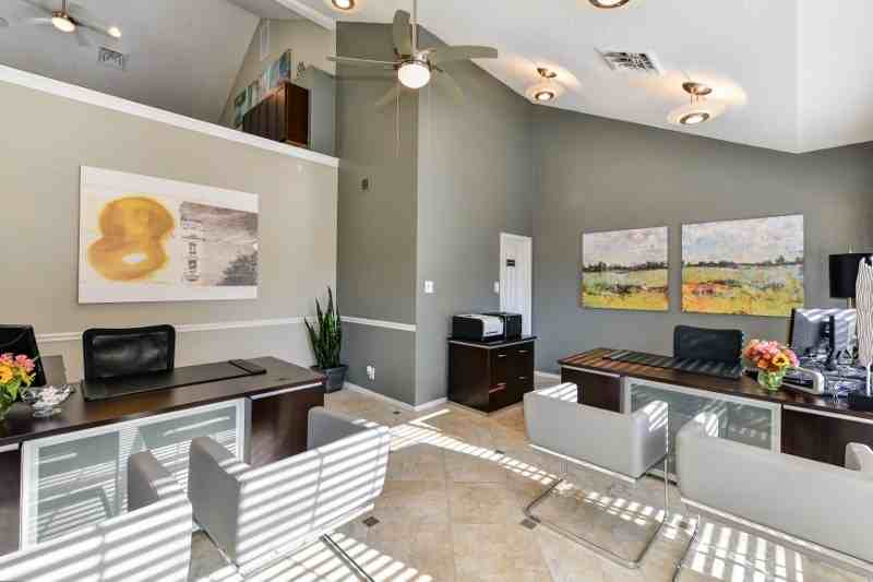 The Arbors At Fair Lakes Apartments 4408 Oak Creek Ln, Greenbriar, VA