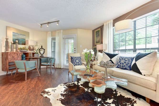 The Arbors At Fair Lakes Apartments 4408 Oak Creek Ln, Greenbriar, VA