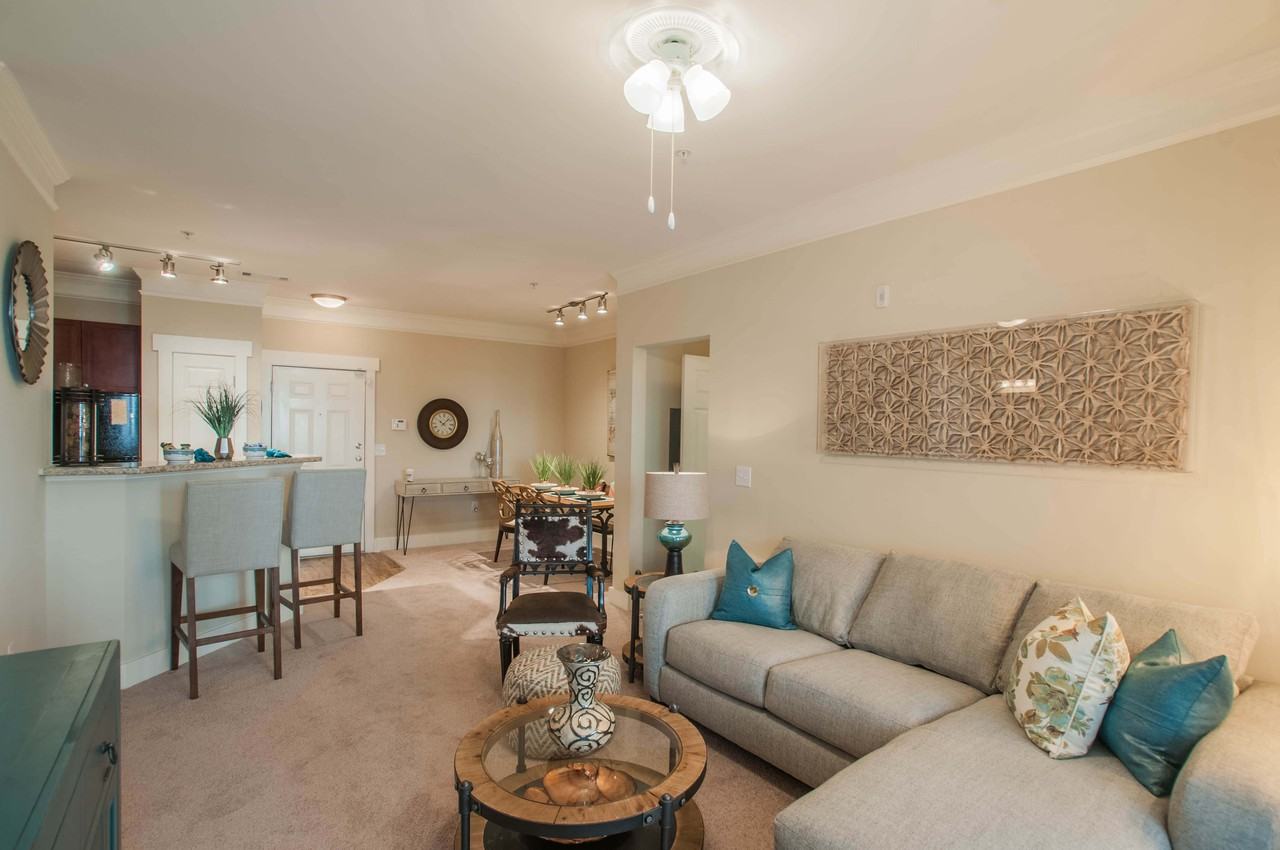 Riverside Parc - Photo 5 of 16