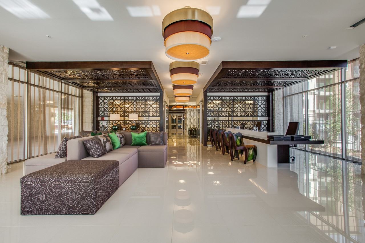 Modena - Photo 2 of 13