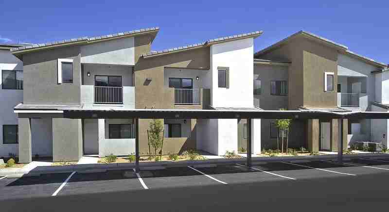 Eden - Photo 5 of 31