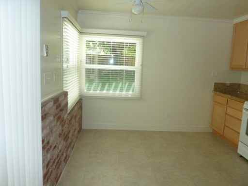 4178 Cobblestone Dr - Photo 3 of 11