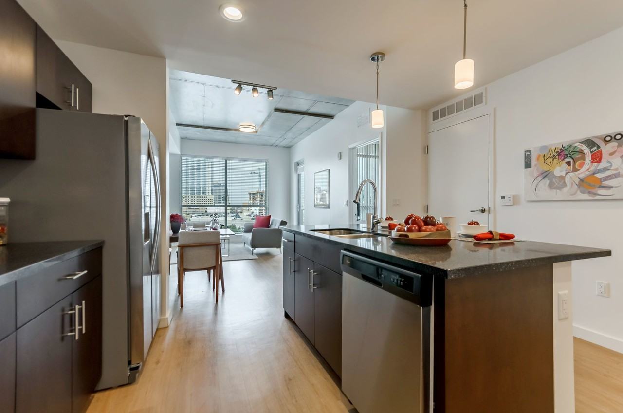 CitiTower - Photo 7 of 43