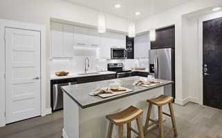 featured image of 2727 Travis St