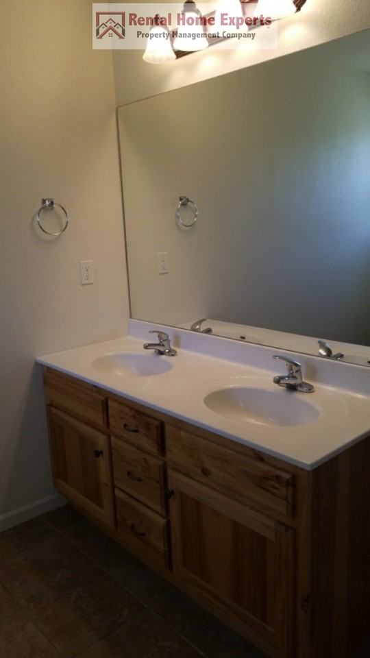 16340 Holy Cross Lane #B - Photo 3 of 12