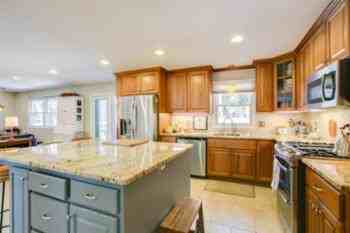 1901 Bidwell St - Photo 3 of 5