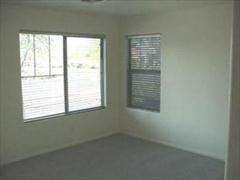 10810 W Edgemont Ave - Photo 2 of 5