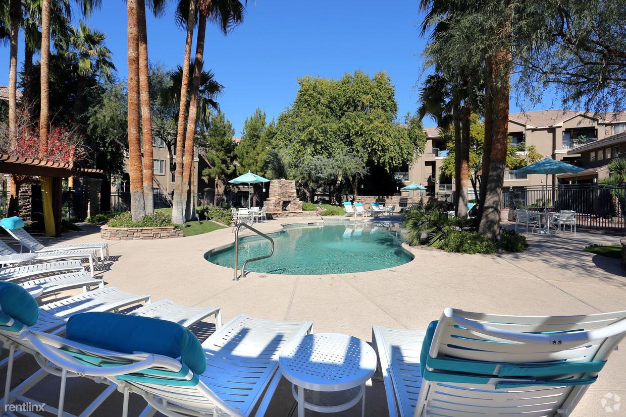 Off the 101 - Photo 2 of 11