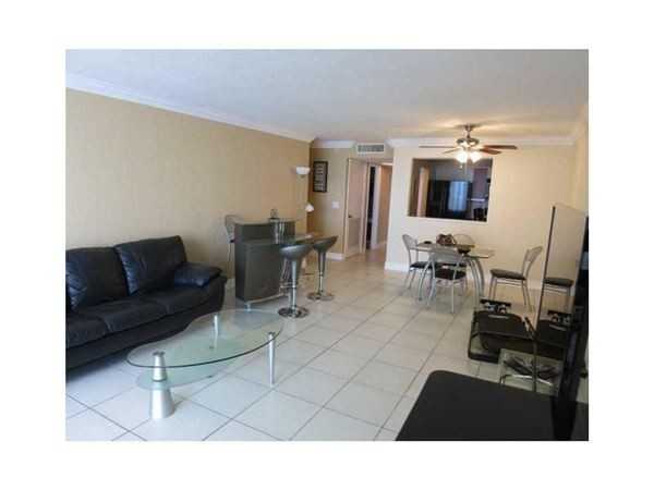 2401 S Ocean Dr - Photo 3 of 15