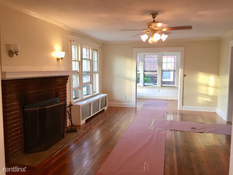 398 W Center St - Photo 2 of 19