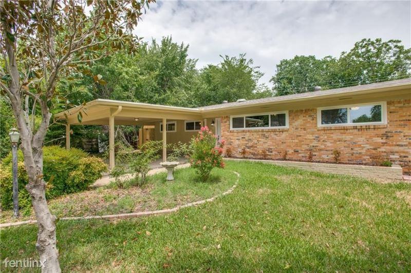 1923 Colony Dr - Photo 2 of 12