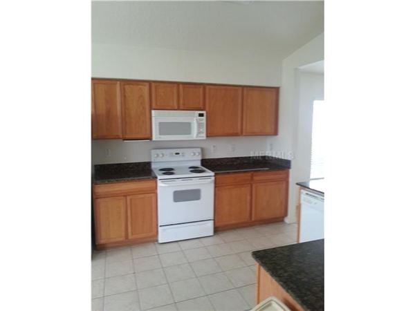 29621 Fade Ct - Photo 2 of 9