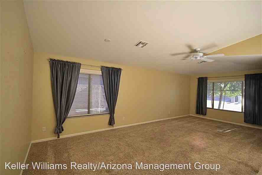 5026 E Libby St - Photo 2 of 14