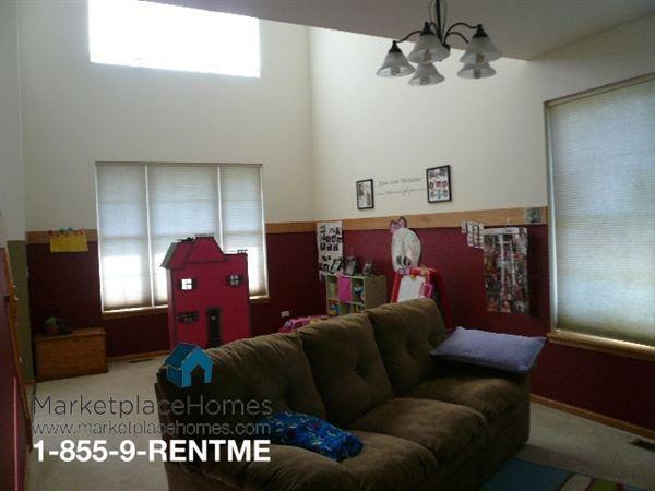 7653 Scarlett Oak Dr - Photo 3 of 12