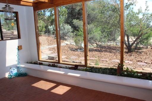 305 Vera Dr - Photo 2 of 17