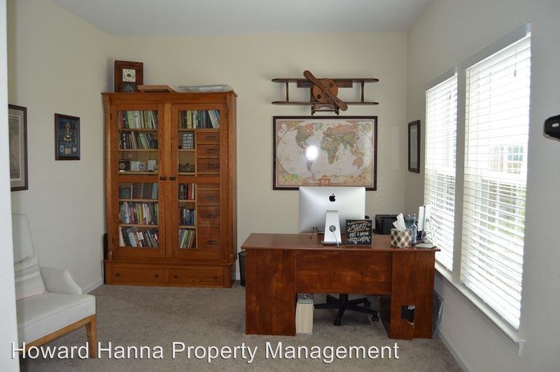 138 Laurel Woods Blvd - Photo 3 of 17