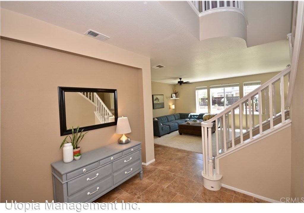 35762 Ruby Ct - Photo 2 of 18