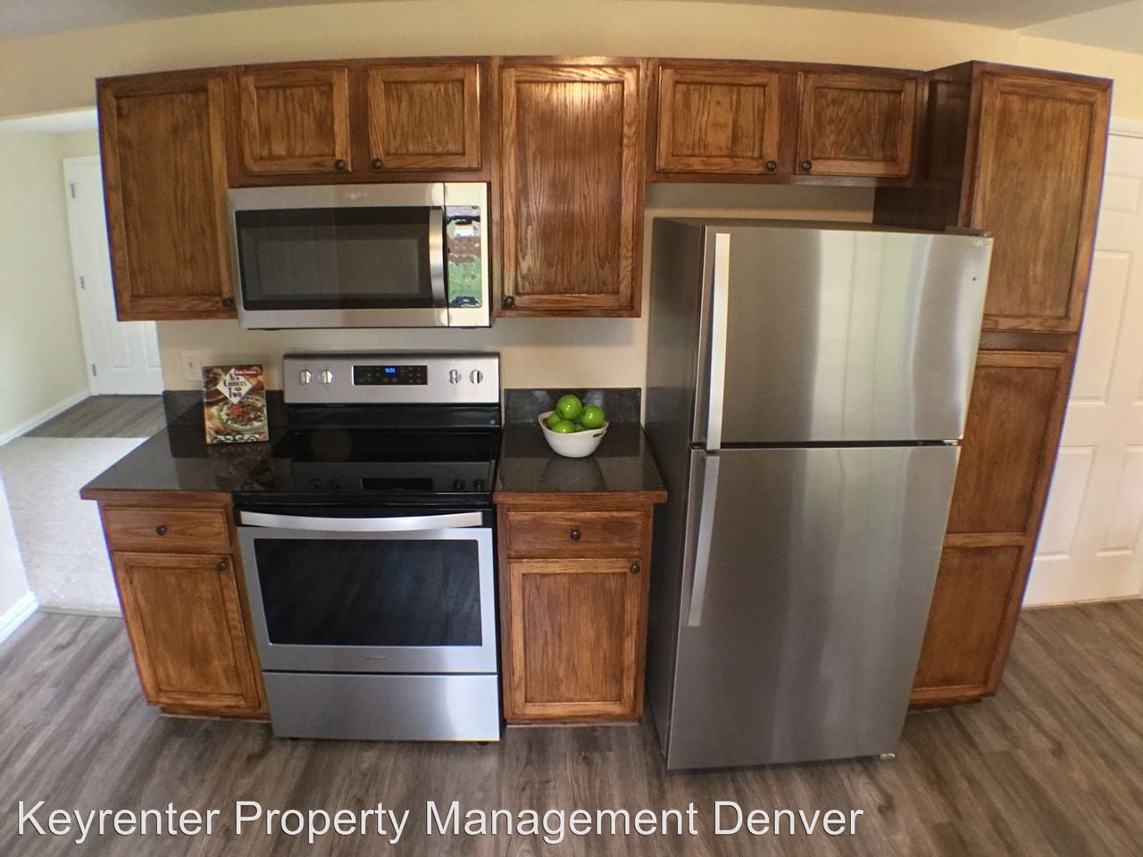 965 W 11th Ave - Photo 3 of 32