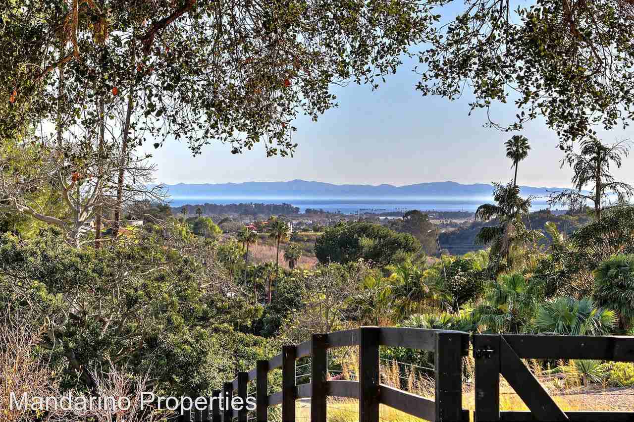 1420 Holiday Hill Rd - Photo 2 of 37