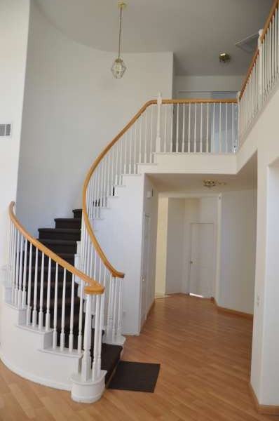 1082 Mountain Grove Ln - Photo 3 of 16