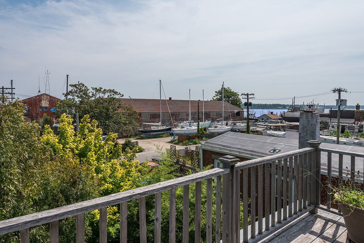 210 Main St - Photo 2 of 18